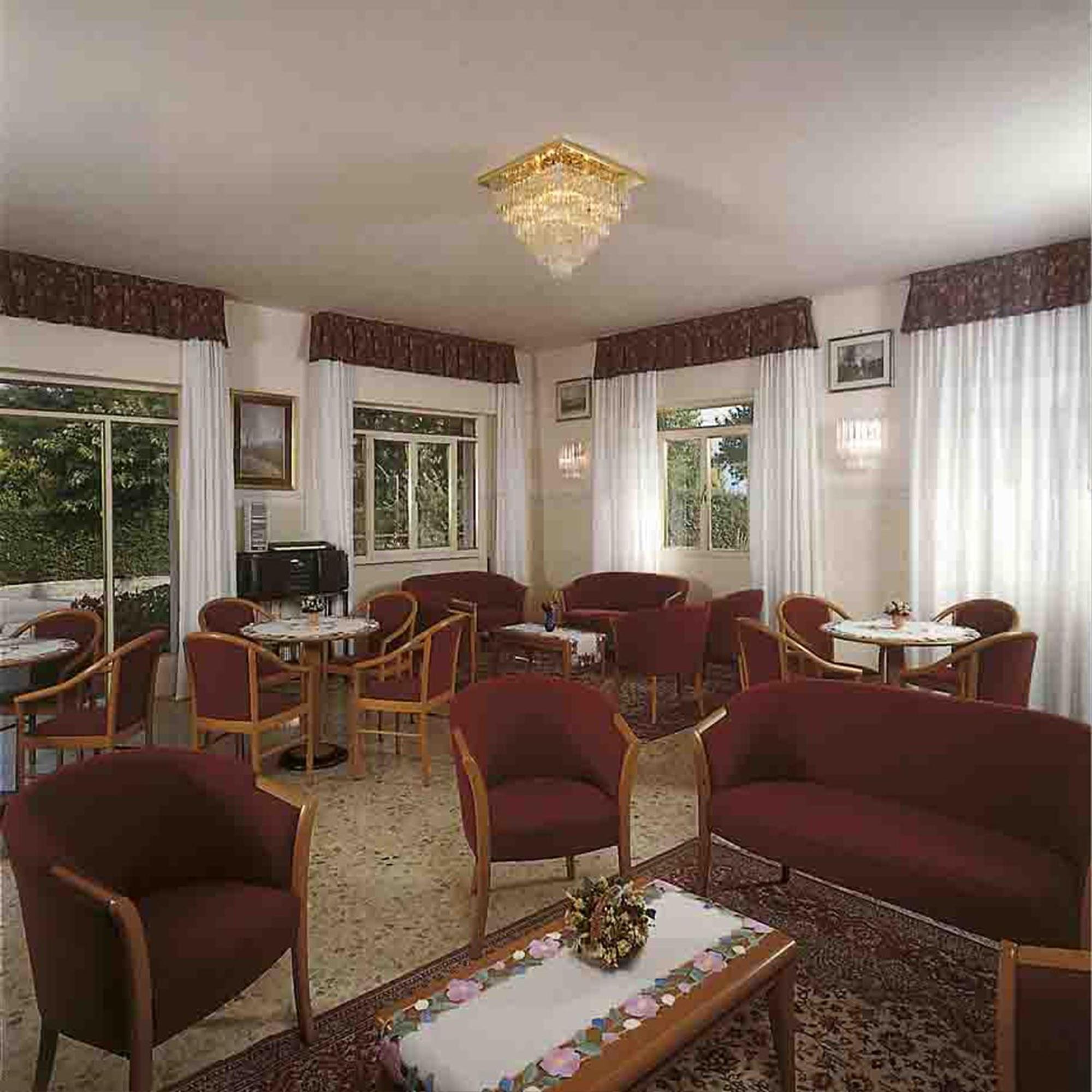 Residence Miralago Rooms&Apartments Manerba del Garda Exterior foto