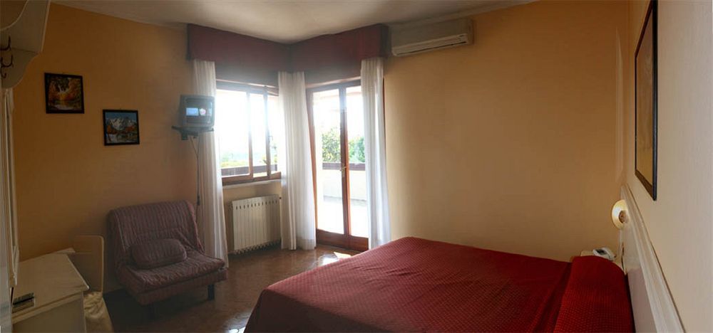 Residence Miralago Rooms&Apartments Manerba del Garda Exterior foto