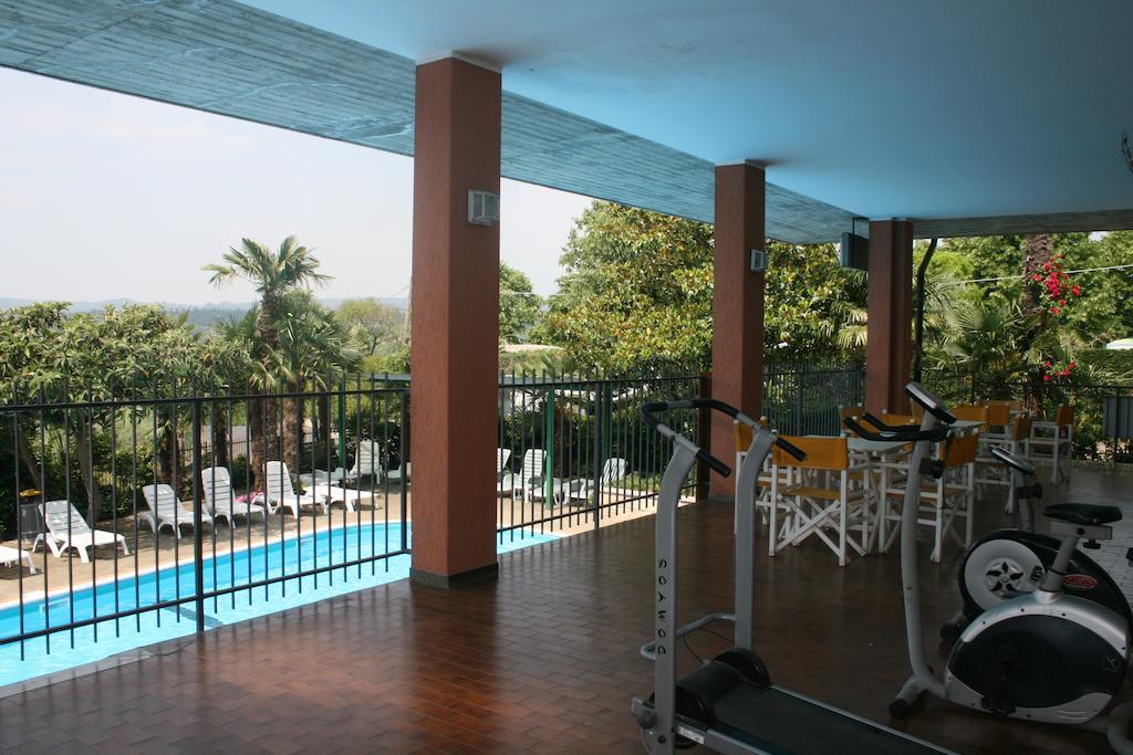 Residence Miralago Rooms&Apartments Manerba del Garda Exterior foto