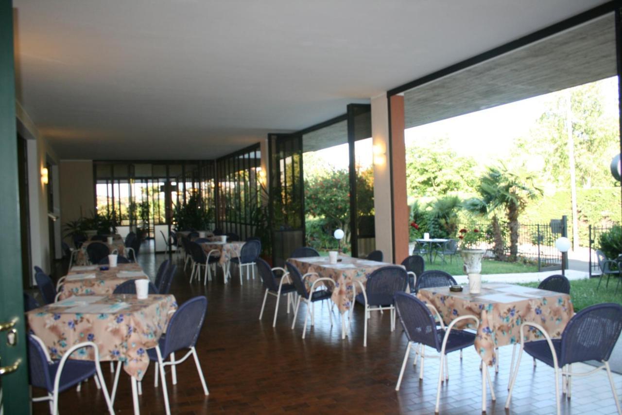 Residence Miralago Rooms&Apartments Manerba del Garda Quarto foto